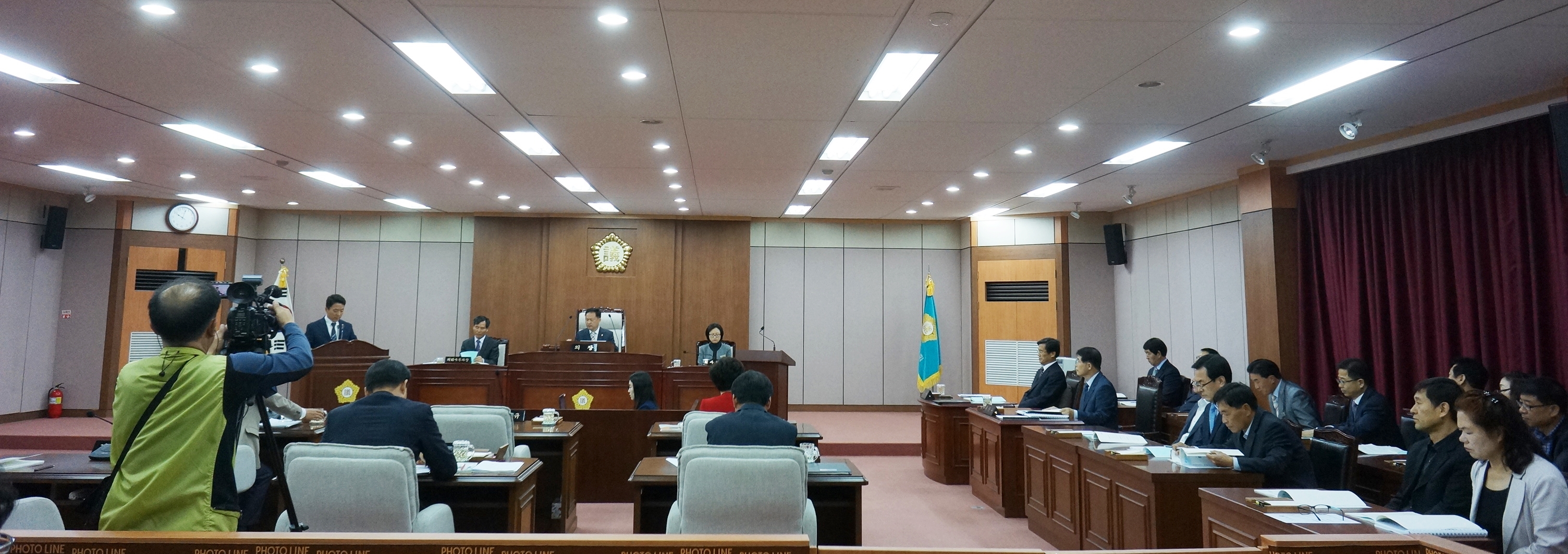 군정질문