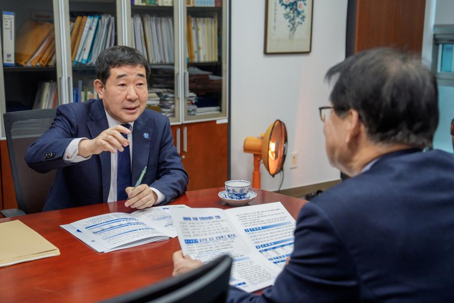 이재영 증평군수, 발로 뛰는 예산확보 ‘눈길’