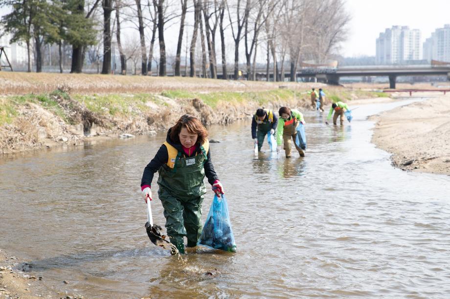 2019년 세계 물의 날 맞이 하천 정화 활동