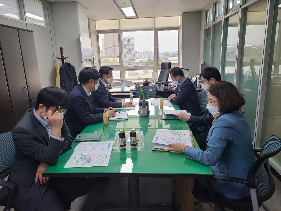 증평군수, 송산지구 초등학교 신설 건의 교육부 방문