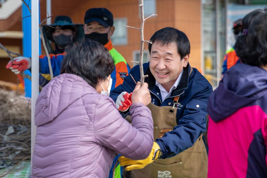 증평군,‘내 나무 갖기 캠페인’성황리에 종료