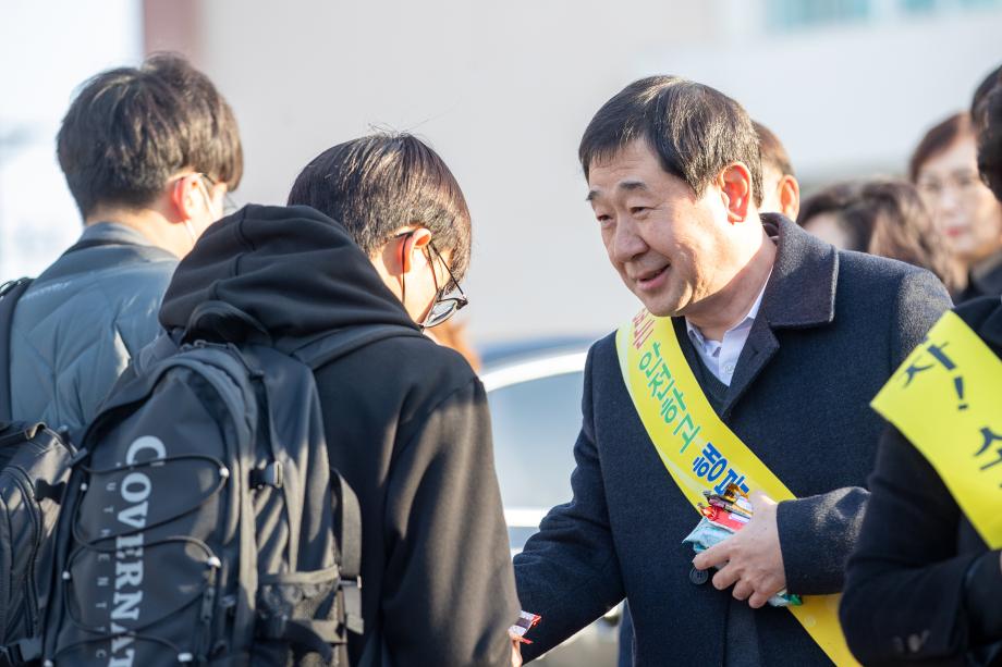 증평군청소년상담복지센터, 등굣길 캠페인 실시