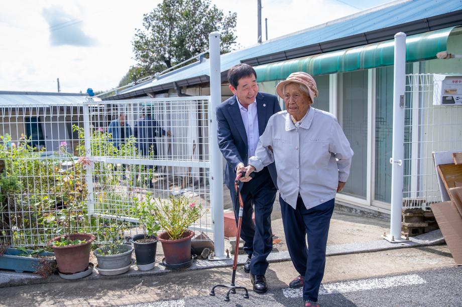 이재영 증평군수, 추석 명절 맞아 어려운 이웃과 사회복지시설 위문