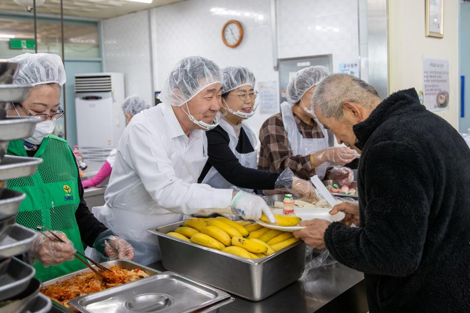 증평군노인복지관, 사랑의 떡국 나눔 행사