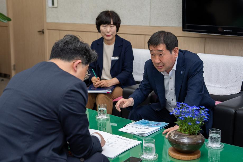 이재영 증평군수, “주민 숙원 신동리 통로박스 해결할 것”